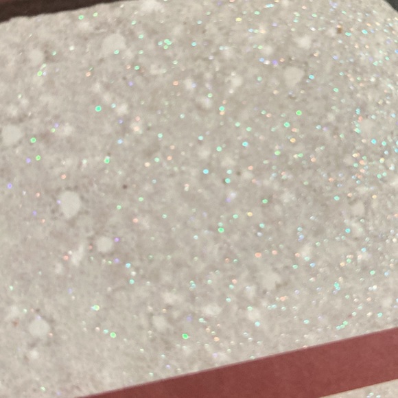 NWT Beautiful Rustic Farmhouse Glittered ❄️ Merry Christmas Farmtruck Decor Sign - Picture 7 of 15